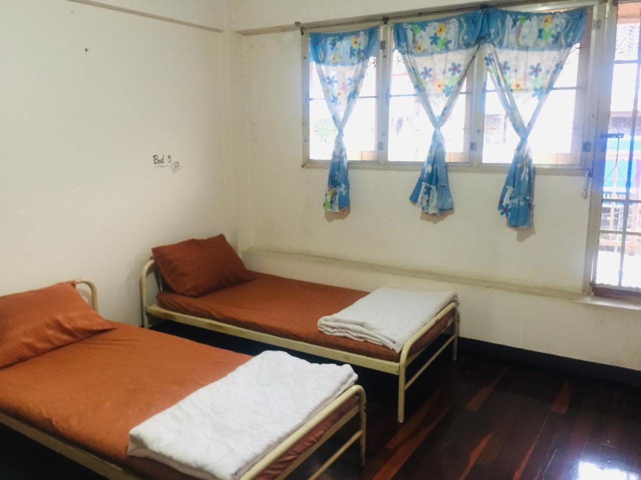 Sofia Hostel Chiang Rai Bagian luar foto