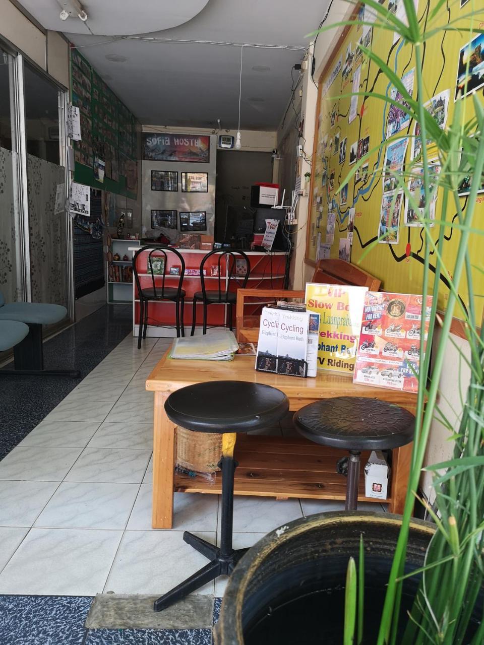 Sofia Hostel Chiang Rai Bagian luar foto