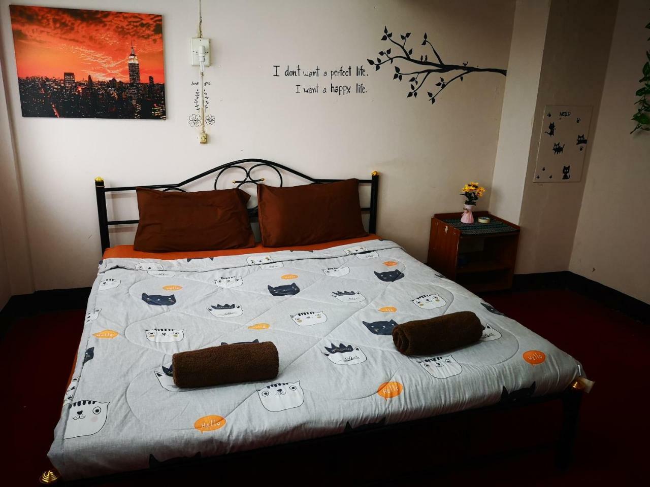 Sofia Hostel Chiang Rai Bagian luar foto