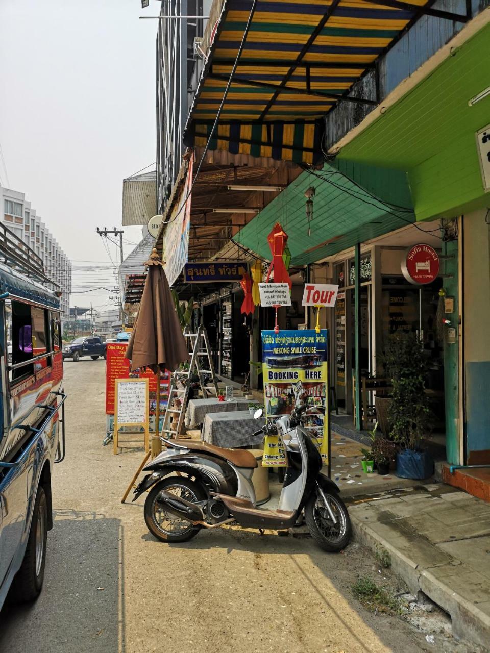 Sofia Hostel Chiang Rai Bagian luar foto
