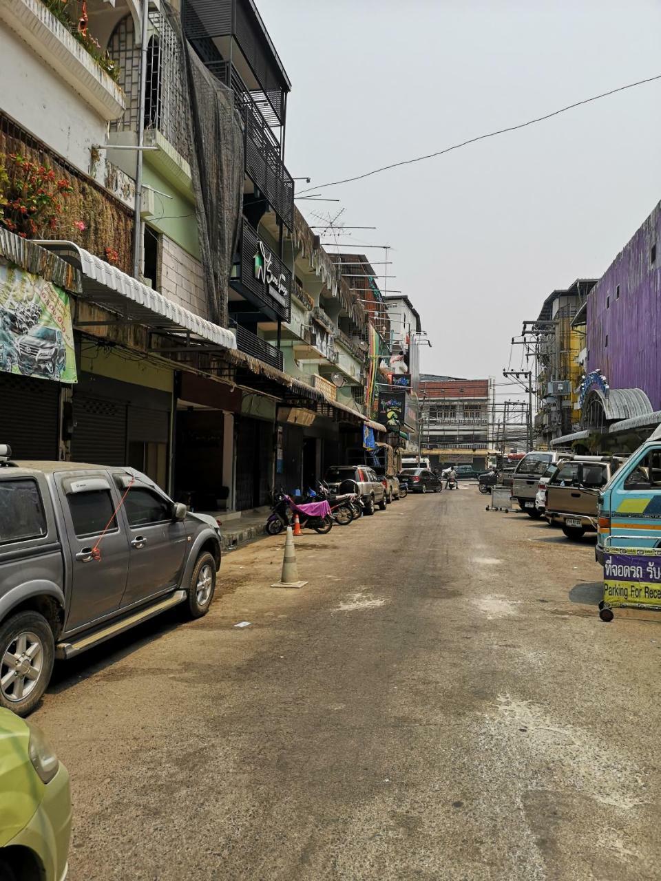 Sofia Hostel Chiang Rai Bagian luar foto